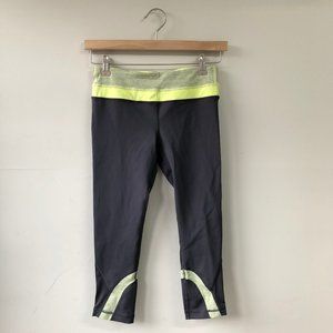LULULEMON - CROP PANT